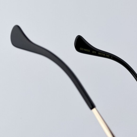 Gucci Women BRAND NEW Sunglasses Gold Grey Rectangle GG1600S 001